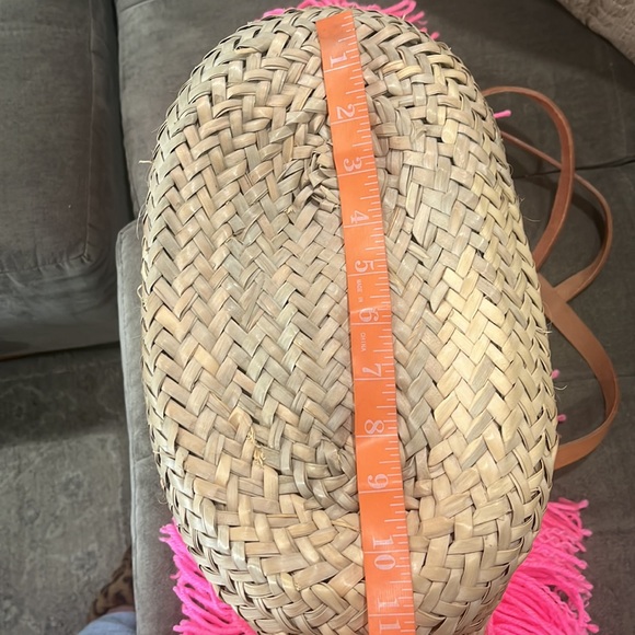 Maroccan Straw Pom Pom Beach Shoppers Bag - Picture 12 of 17